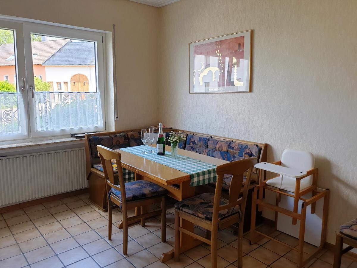 Ferienwohnung Christina Hinterweiler 外观 照片